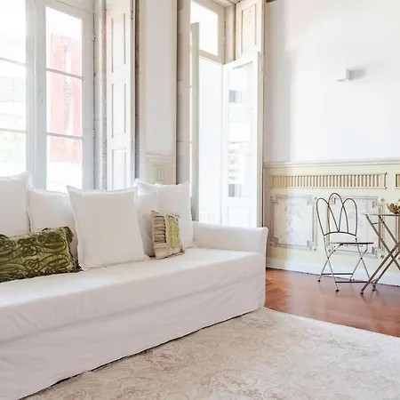 Get A Unique And Luxury Flat *