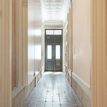 Get A Unique And Luxury Flat *
