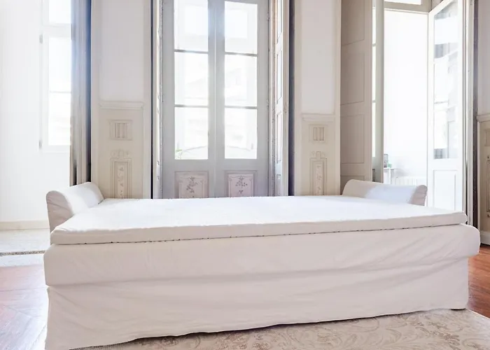 Get A Unique And Luxury Flat דירה