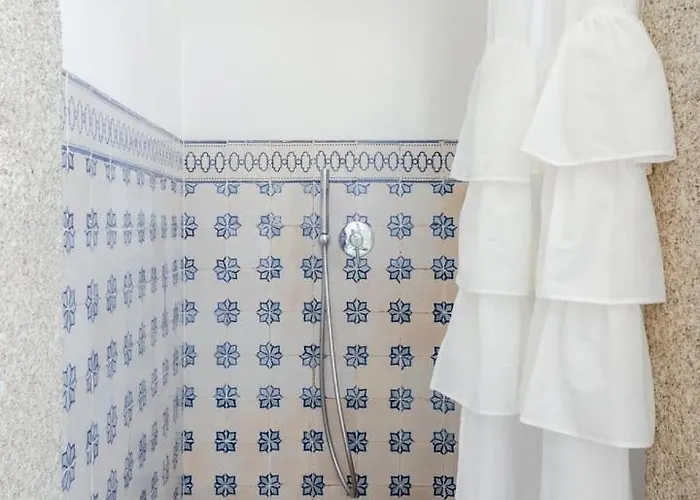 Get A Unique And Luxury Flat פורטו